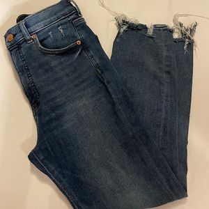 Express Super High Rise denim Jean